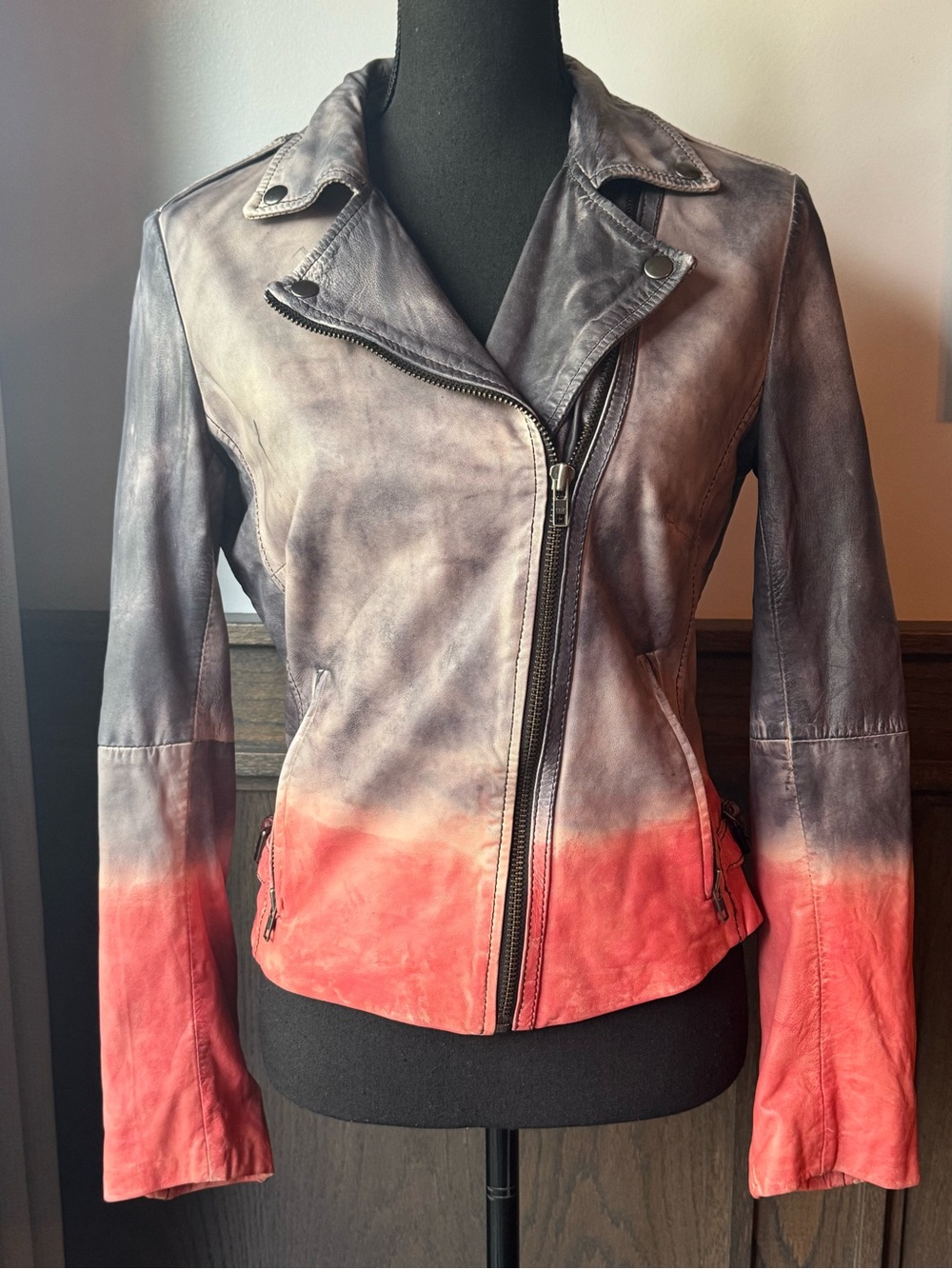 Muubaa Women's Gray-to-Coral Ombre Calf Skin Leather Moto Jacket US 6